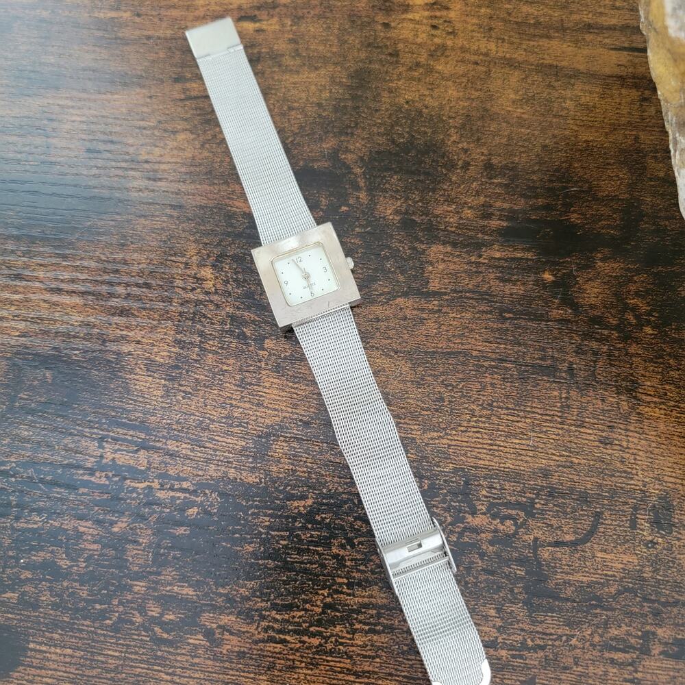 Vintage Watches Yves Rocher Square Dial Silver Mesh Band Minimalist Quartz